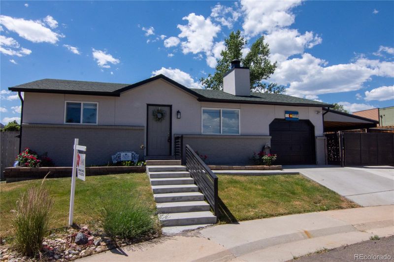 9936 W Walker Pl, Littleton, CO 80123