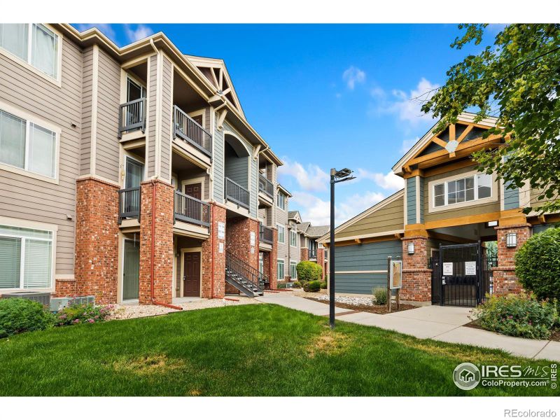 2133 Krisron Rd #E301, Fort Collins, CO 80525