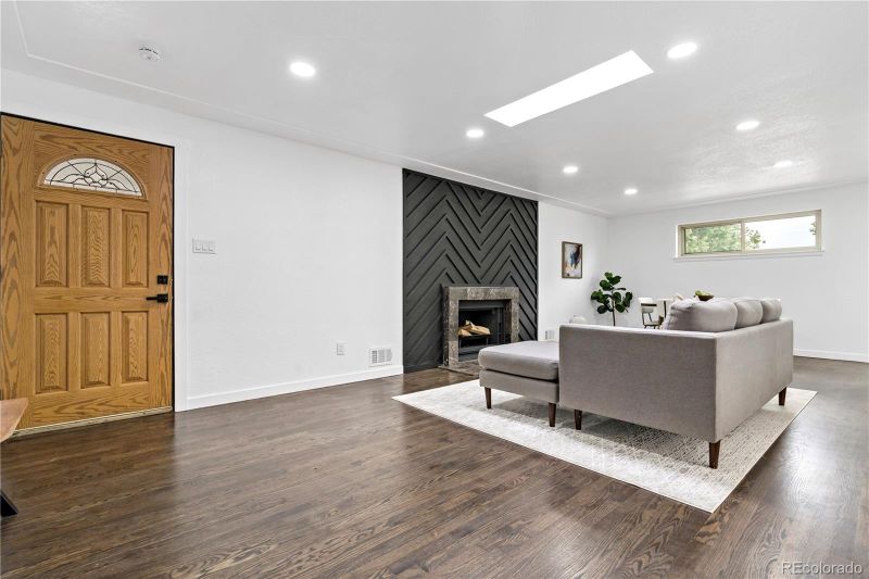 2702 S Meade St, Denver, CO 80236