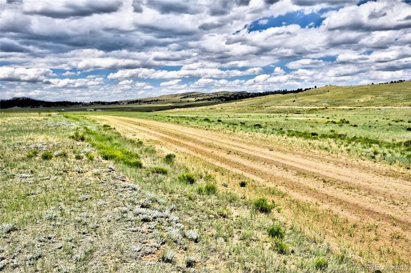 000 Black Hawk Rd, Hartsel, CO 80449