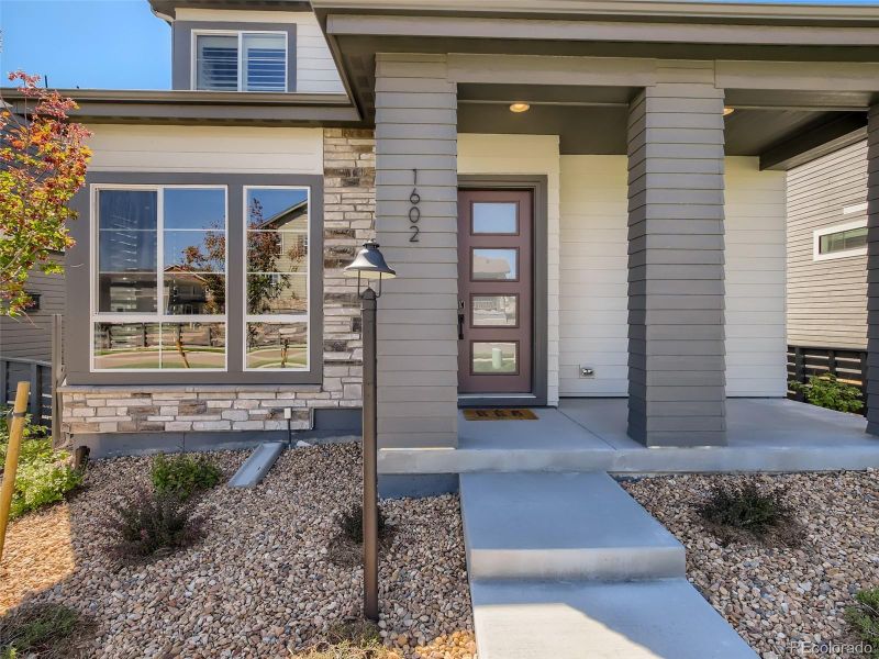 1602 Stablecross Dr, Castle Pines, CO 80108
