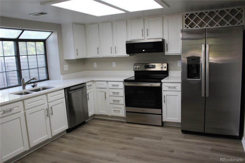 12612 E Warren Dr #A, Aurora, CO 80014