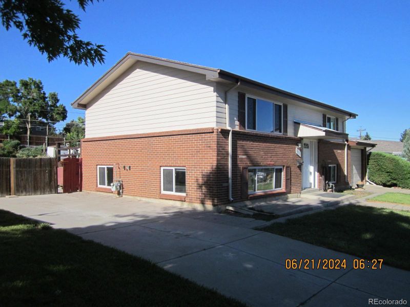 9752 Fred Dr, Northglenn, CO 80260