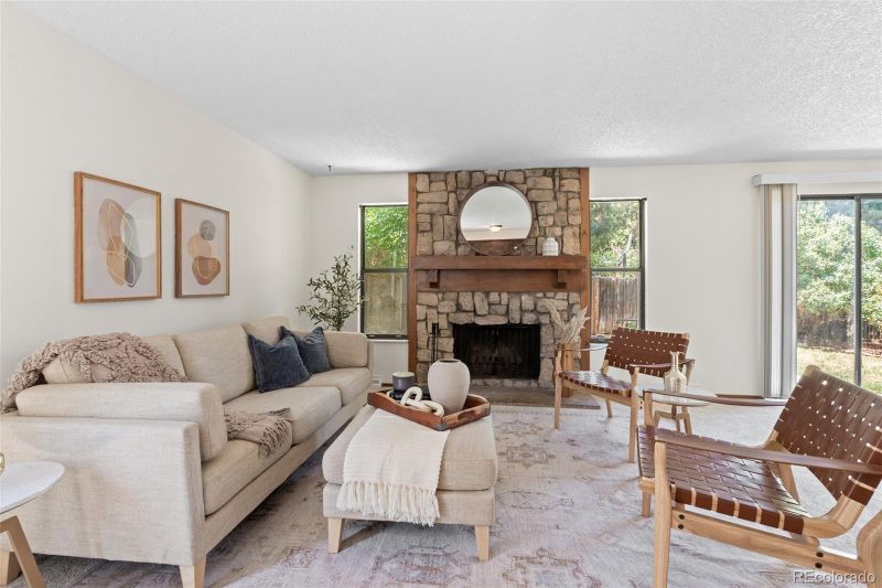 5599 S Lansing Ct, Englewood, CO 80111