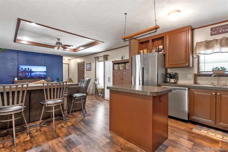 560 E St, Golden, CO 80401