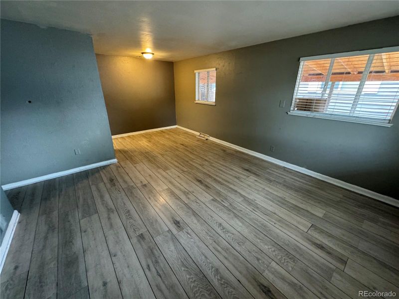 1770 Akron, Aurora, CO 80010