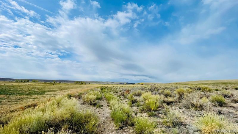 County Road 5, Capulin, CO 81124