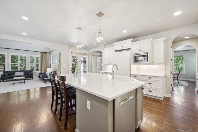 9158 E 25th Dr, Denver, CO 80238