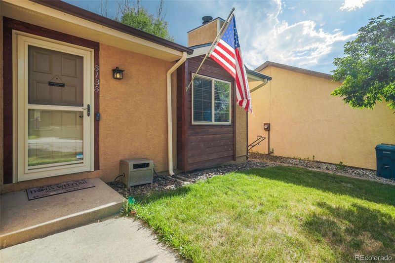 5135 Solar Ridge Dr, Colorado Springs, CO 80917