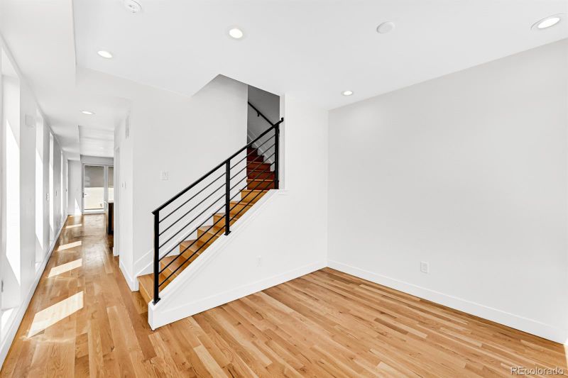 1565 Utica St, Denver, CO 80204