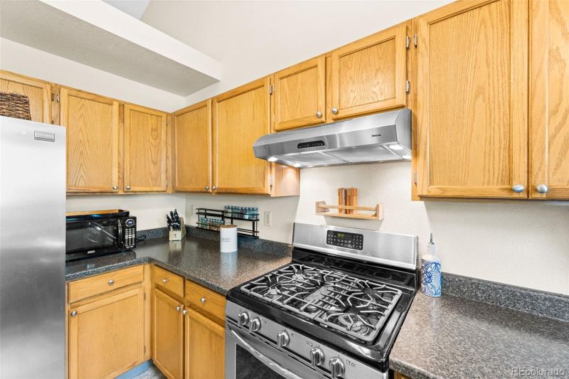 6239 Stuart St, Arvada, CO 80003