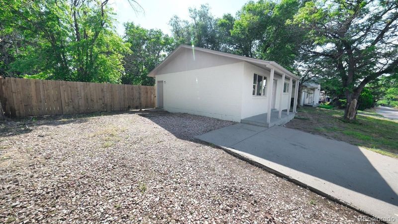 5507 Eagle St, Denver, CO 80239