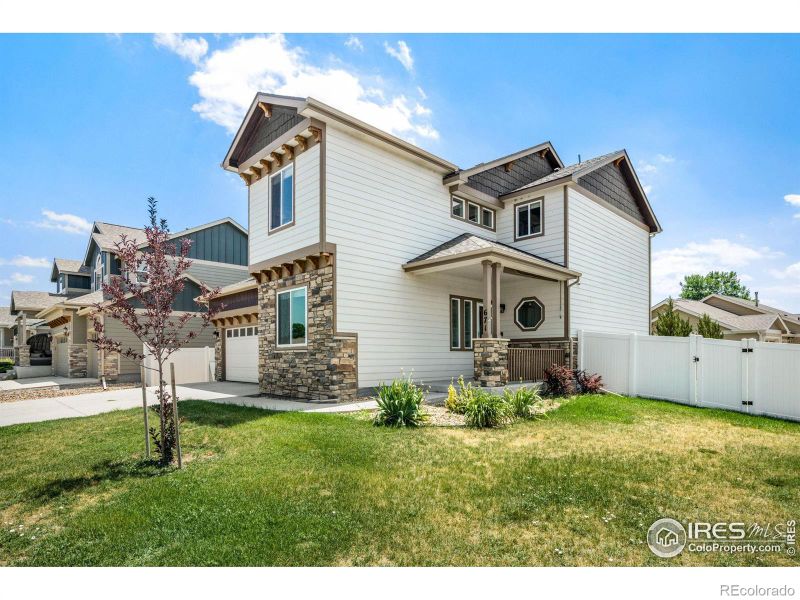 671 Shoshone Ct, Windsor, CO 80550