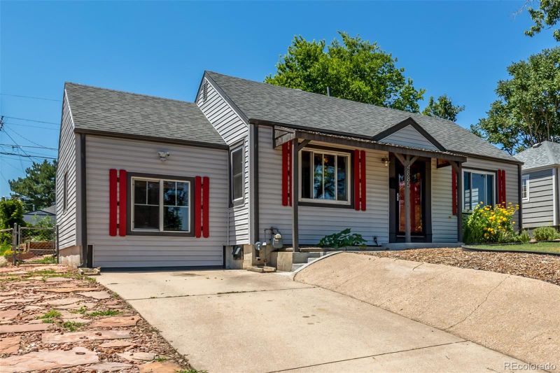 4885 Bryant St, Denver, CO 80221