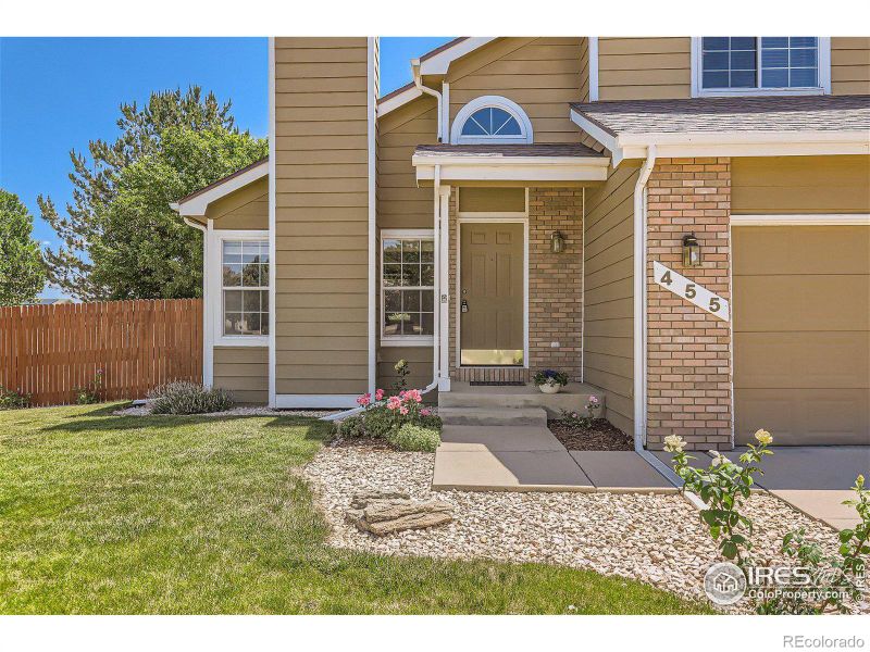 455 Derry Dr, Fort Collins, CO 80525