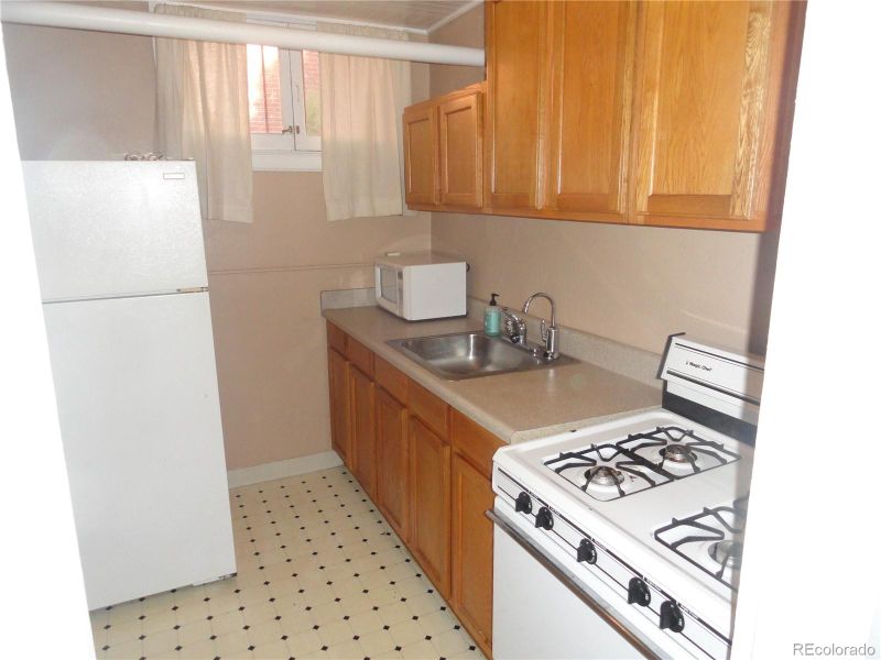 2220 E Mississippi Ave #10, Denver, CO 80210