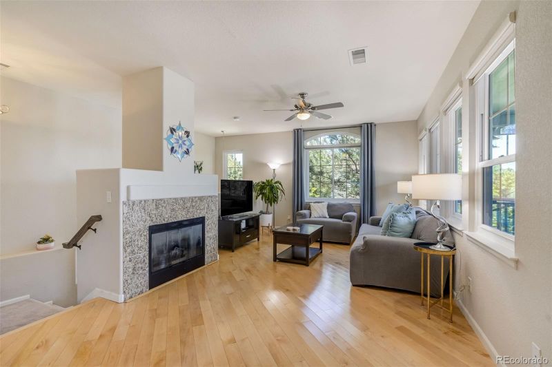 10160 Autumn Blaze Trl, Highlands Ranch, CO 80129