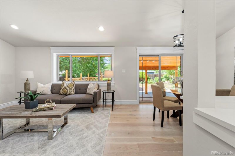 9561 W 64th Pl, Arvada, CO 80004