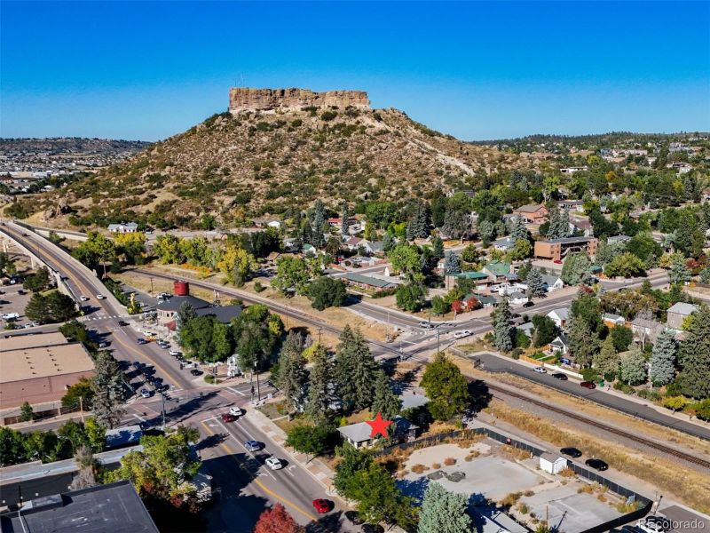 416 Perry St, Castle Rock, CO 80104