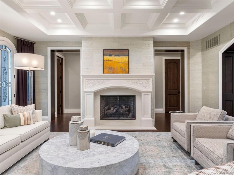 2233 S Madison St, Denver, CO 80210