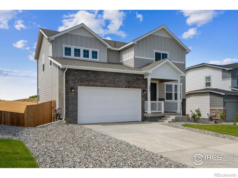 292 Elbert St, Johnstown, CO 80534