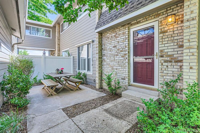 7146 S Vine Cir E, Centennial, CO 80122