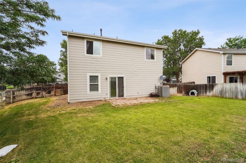 10682 Butte Dr, Longmont, CO 80504