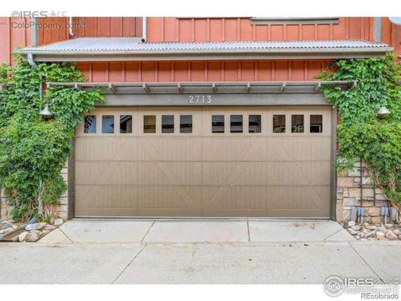 2713 Hedgerow Cir, Lafayette, CO 80026