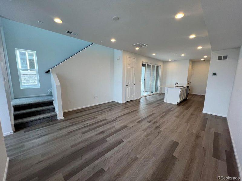 22808 E Tufts Ave #B, Aurora, CO 80015