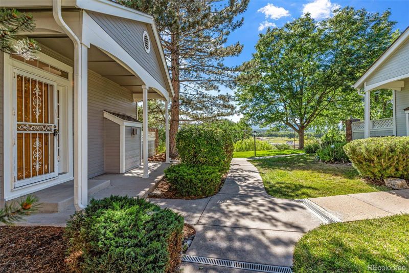 2896 W Long Cir #A, Littleton, CO 80120