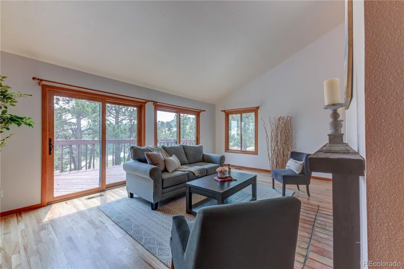 23445 Bluestem Dr, Golden, CO 80401