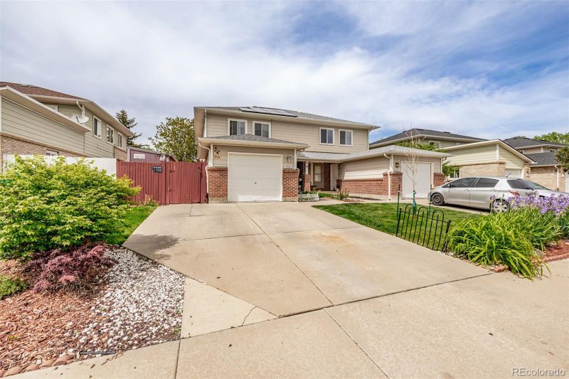 14721 E 18th Pl, Aurora, CO 80011