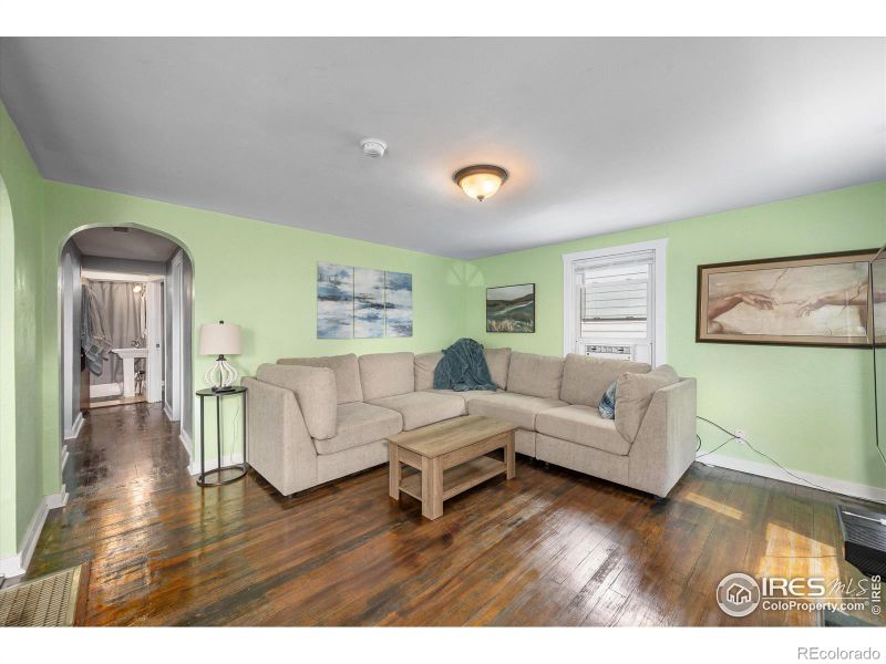22 S Harding Ave, Johnstown, CO 80534