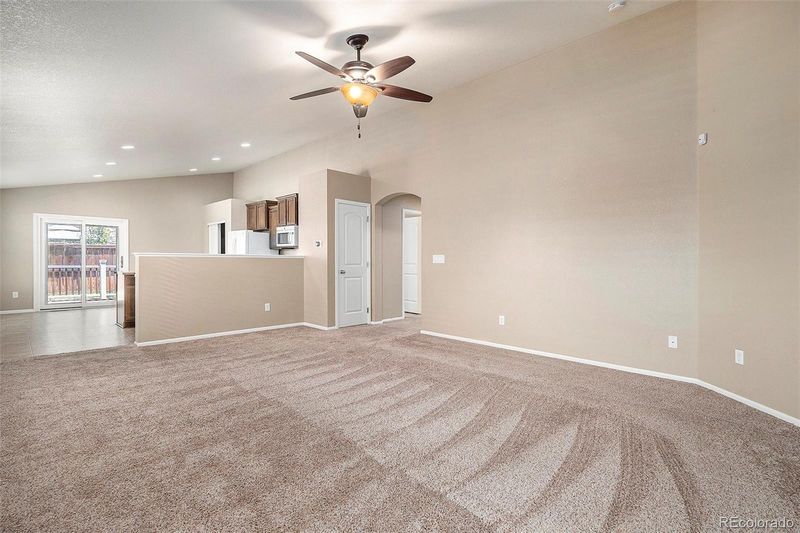 148 N Irvington St, Aurora, CO 80018