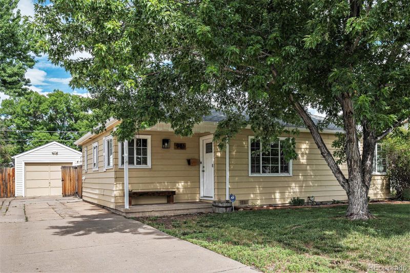 981 S Alcott St, Denver, CO 80219