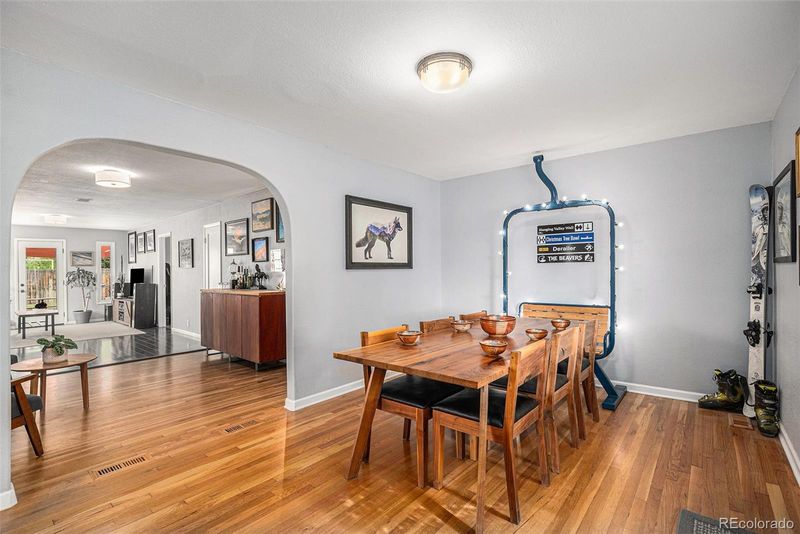 981 S Alcott St, Denver, CO 80219