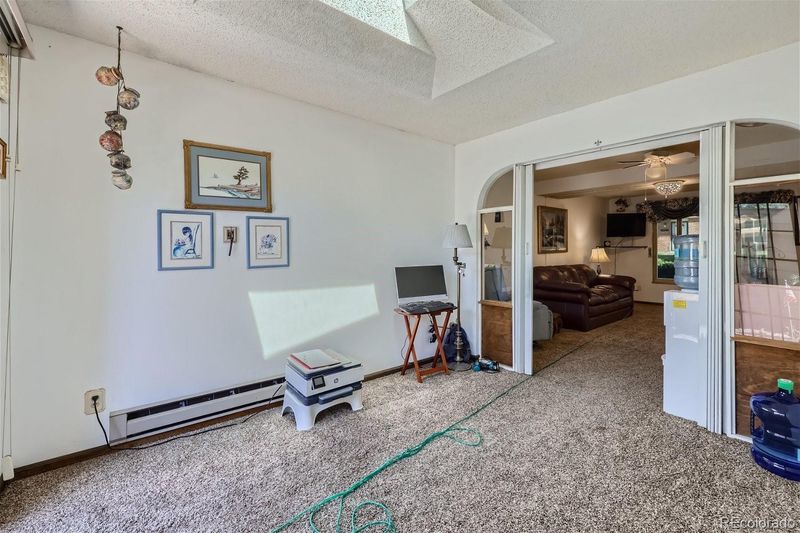 12466 E Kansas Pl, Aurora, CO 80012