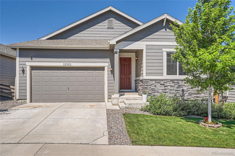 22923 E Union Cir, Aurora, CO 80015