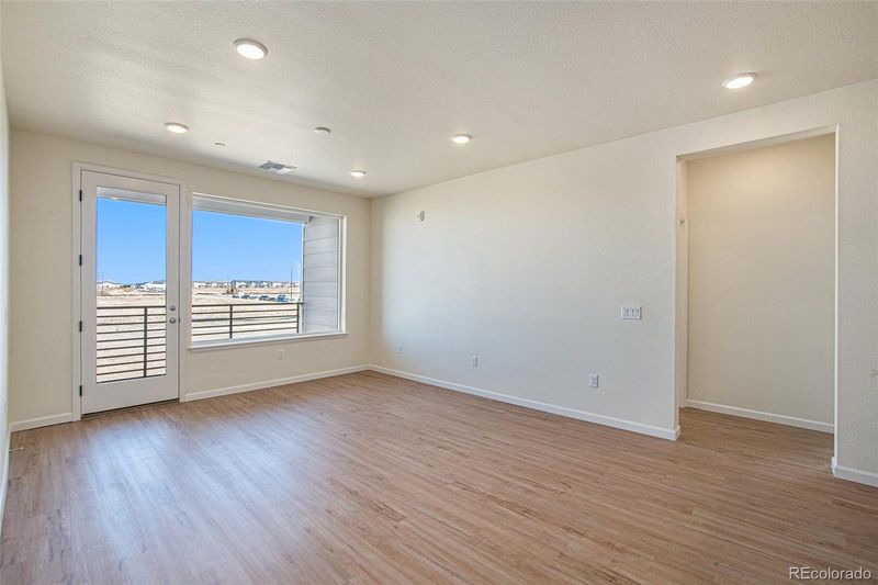 6153 N Ceylon St #202, Denver, CO 80249