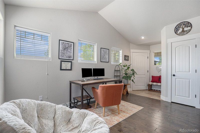 805 5th St, Frederick, CO 80530
