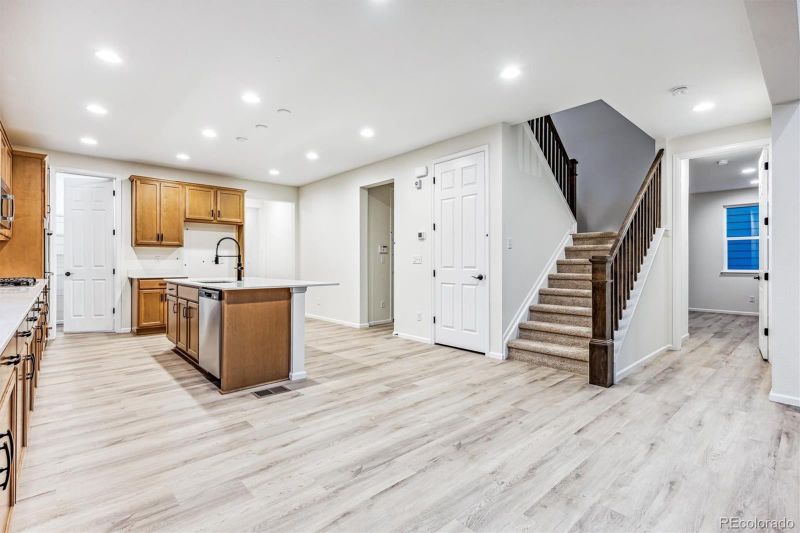 8022 Cokedale Cir, Littleton, CO 80125