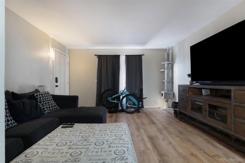 93 S Sable Blvd #G11, Aurora, CO 80012