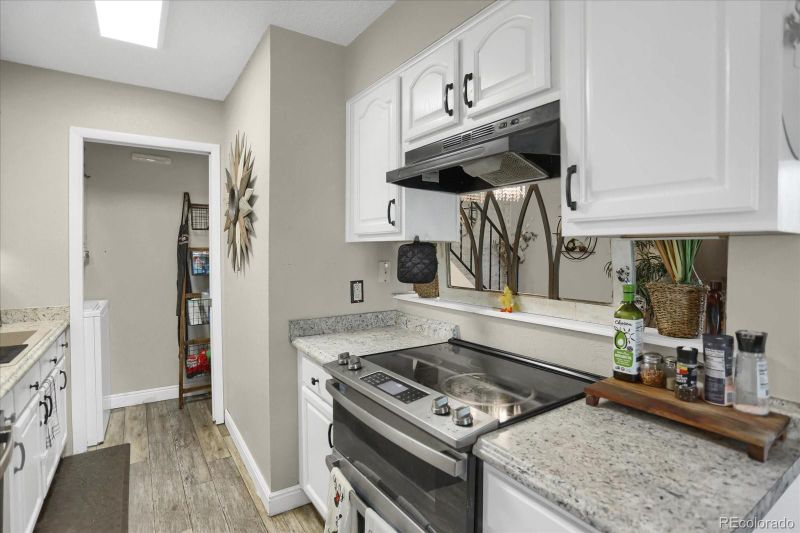 7309 W Hampden Ave #502, Lakewood, CO 80227
