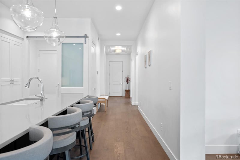 2875 S Logan St, Englewood, CO 80113