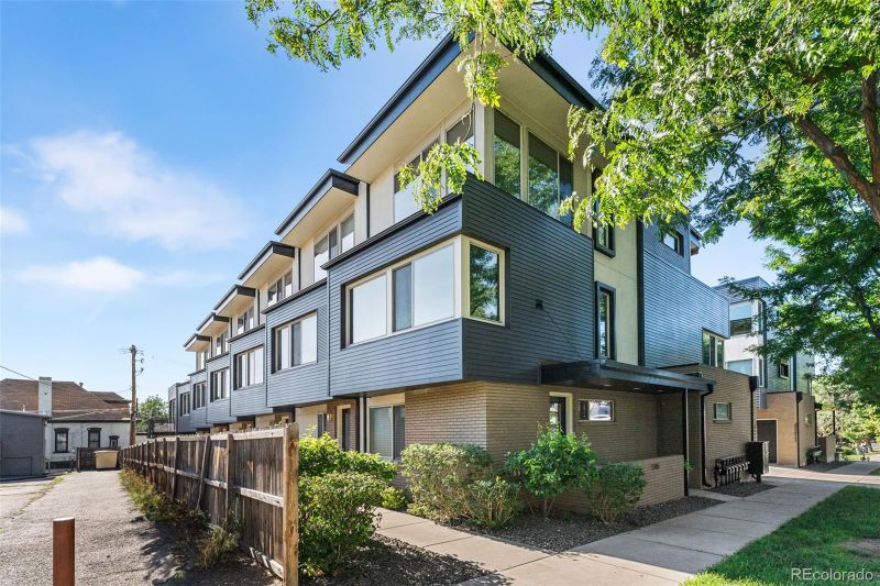 3250 Quivas St, Denver, CO 80211