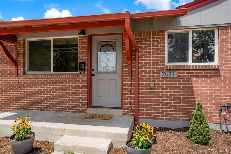 7621 Acoma Ct, Denver, CO 80221