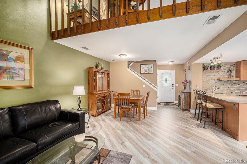 2122 S Victor St #B, Aurora, CO 80014