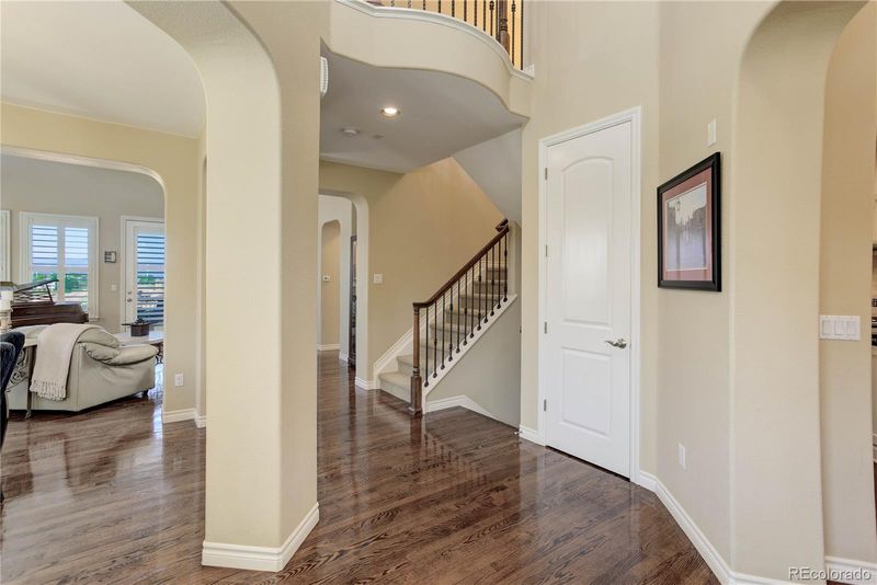 9285 Viaggio Way, Highlands Ranch, CO 80126