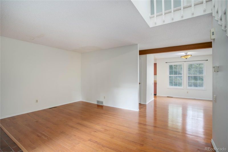 1907 S Helena St #B, Aurora, CO 80013