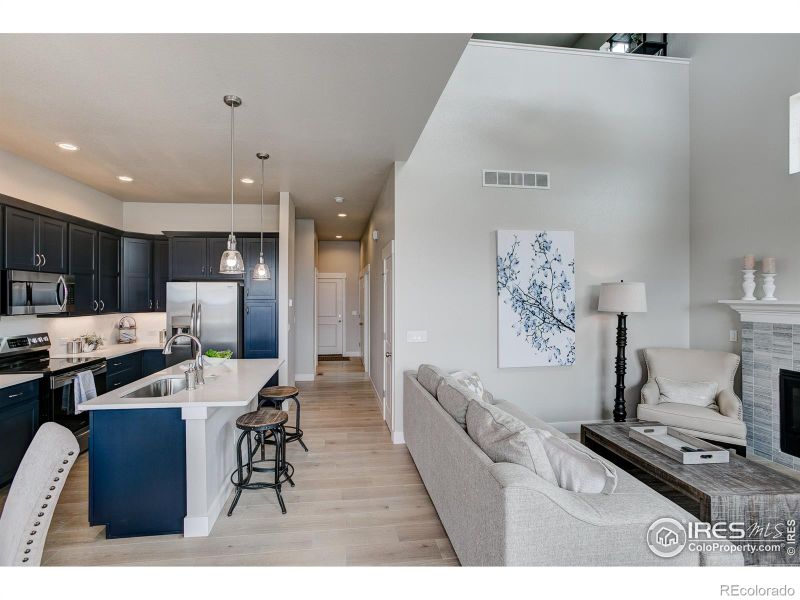 4128 Trapper Lake Dr, Loveland, CO 80538